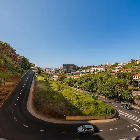 Uptown 13 By An Island Apartamento