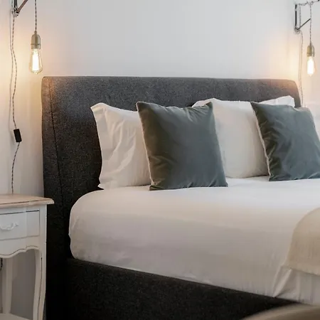 Uptown 13 By An Island Apartament Funchal (Madeira)